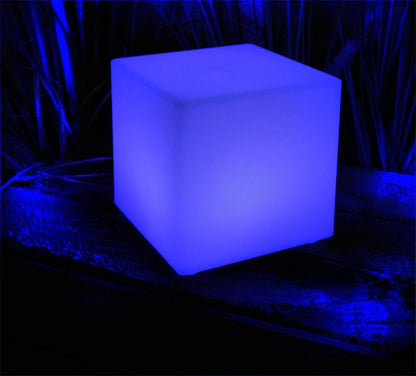 Design Lampe PL203 mit Akku Funktion RGB Würfel 15x15