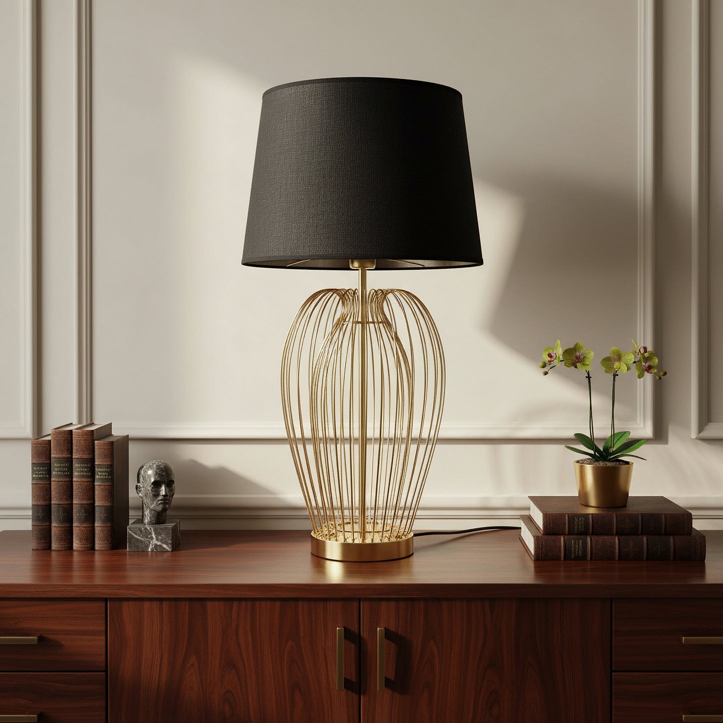 Arnusa Tischleuchte TLC013 Gold Schwarz – 63 cm Design Tischlampe mit Metallfuß in Drahtoptik & Stoffschirm – E27 Fassung, 32,5 cm Ø – Nachttischlampe Wohnzimmer Schlafzimme