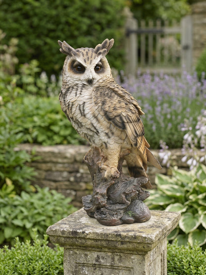 Gartenfigur Eule lebensgroß 51 cm – sehr realistische Eulenfigur aus Polyresin – naturgetreue Dekofigur für Garten, Terrasse & Balkon – wetterfeste Tierfigur Gartendeko
