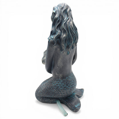 Meerjungfrau Solar Brunnen Wasserspeier solarbetrieben – Teichfigur mit Solarpumpe & Wasserspiel – Gartendeko aus Polyresin in Bronze-Optik 27×14x13 cm Solarteichfigur für Gartenteich & Wasserlauf