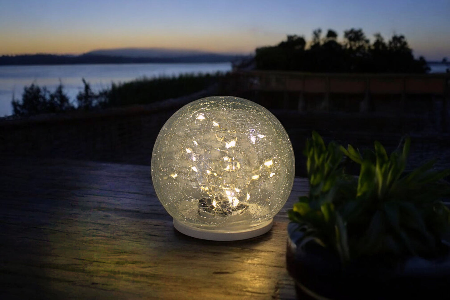 Solar Hängelampe & Tischlampe Leuchtkugel 2er Set Solarlampe 15 cm Boho-Stil mit hochwertigem Glas mit Jute Netz Gartendeko warmweiß
